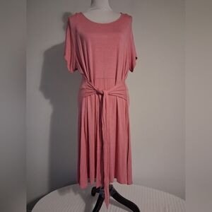 Pink Short Sleeve Dress With Attached Tie Belt Size 2X